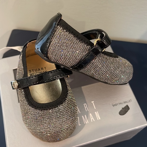 Stuart Weitzman “My First Weitzmans” Baby Pali Ballet Shoe - Picture 4 of 5